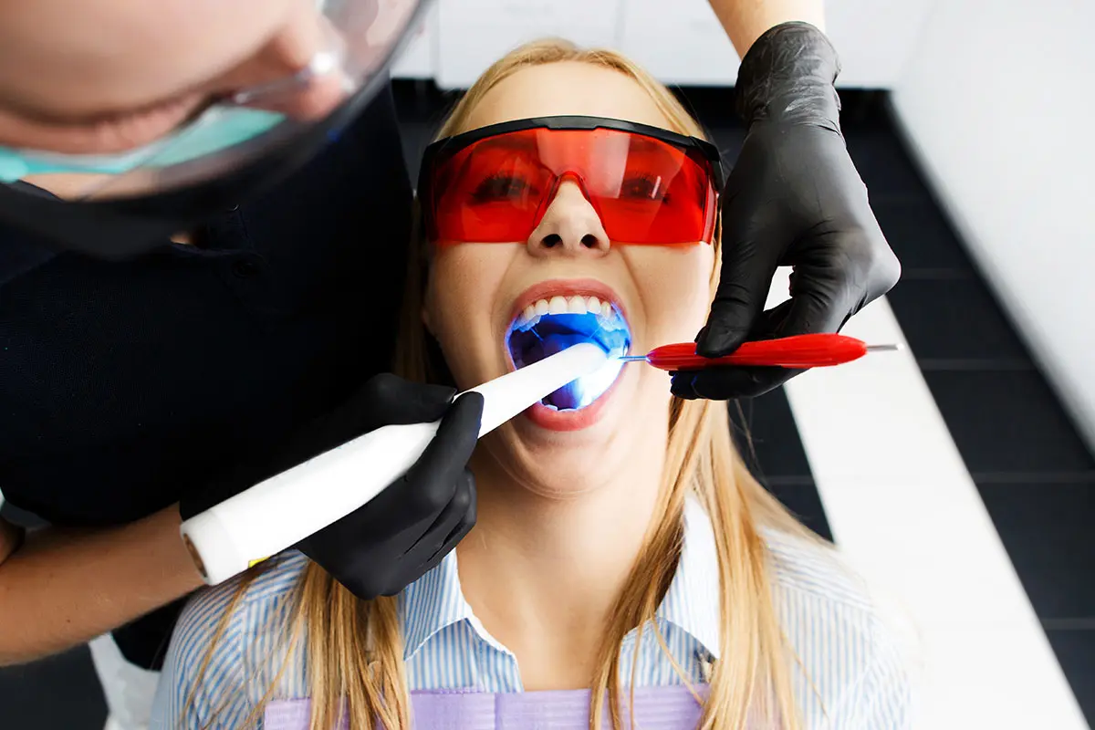 Diş Eti Temizliği Nedir