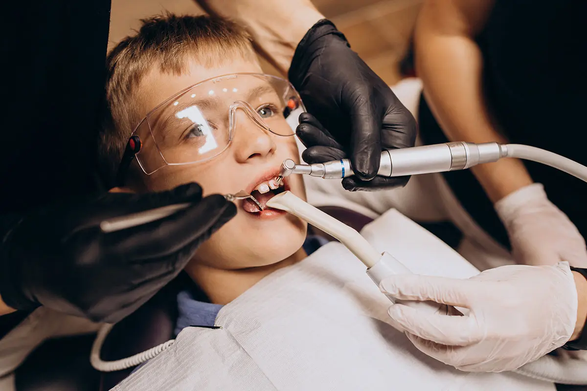 Çatlak Diş Tedavisi Fiyatları